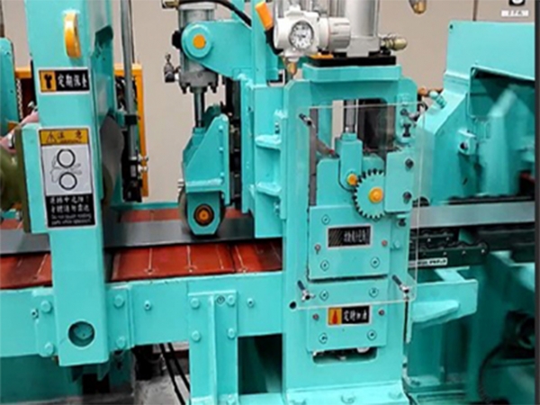 短板剪切收料影片(二)